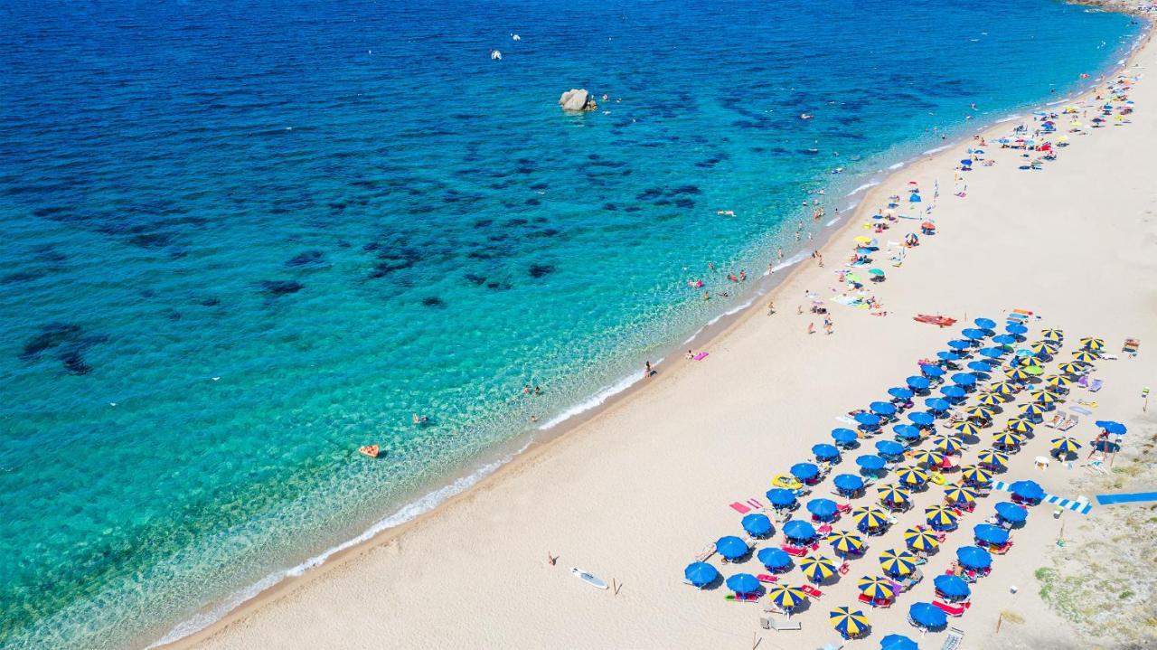 Camping Village Baia Blu La Tortuga Aglientu Dış mekan fotoğraf